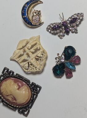​Vintage Brooch Bundle - Cameo, Rhinestone Butterfly, Owl & Moon, Carved 5pc